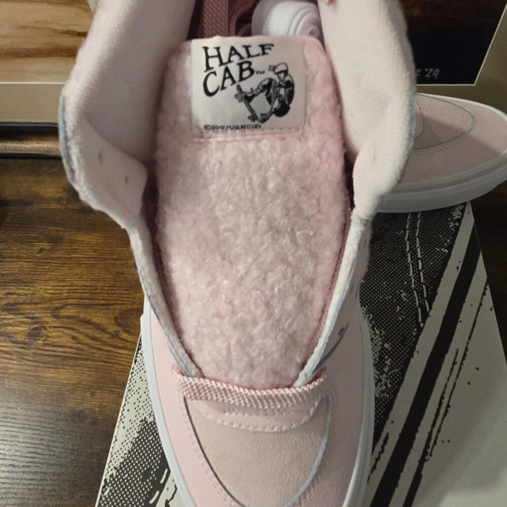 Vans Skate Half Cab Sherpa Leather Pink White VN0A5FCDY3K Men's Size 10 Shoes US - Picture 2 of 14